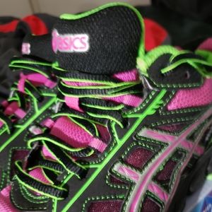 Womens ASICS Gel Scram 2 sz 7.5